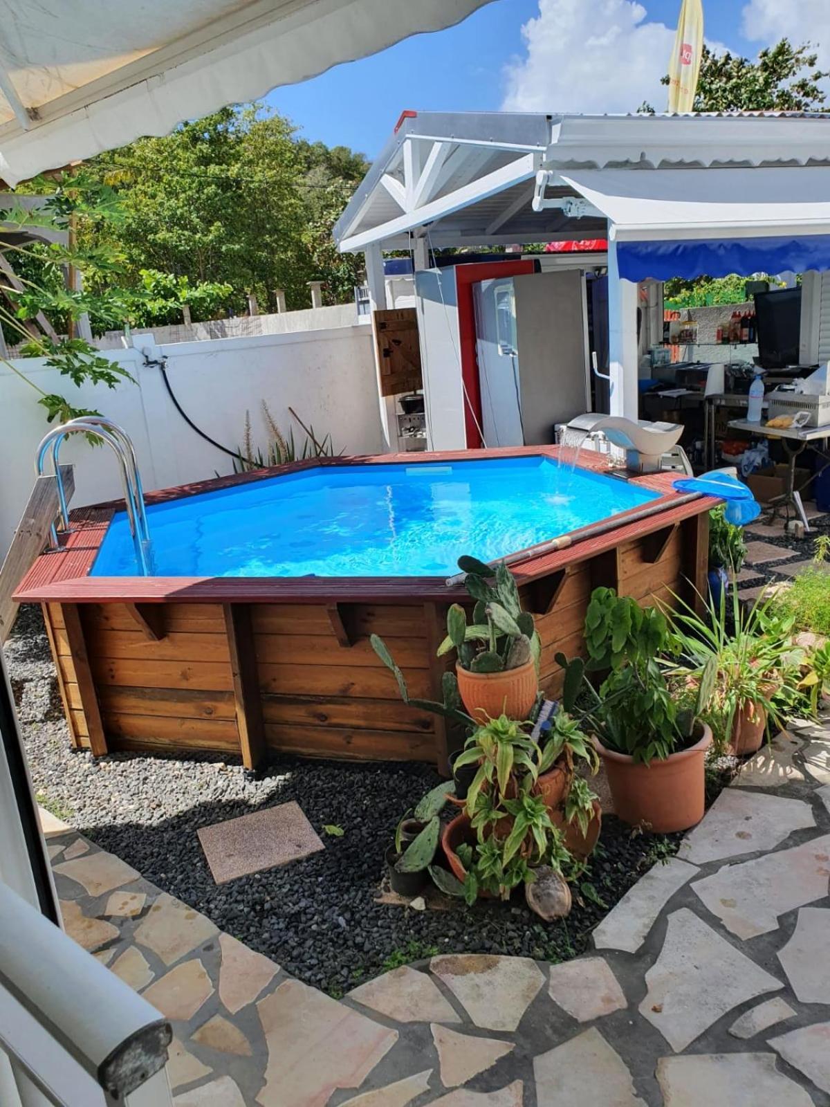Le Sable Bleu - Evasion Tropicale A Sainte-Anne - Plage 5Min - Piscine - Parking - Logement Climatise - Vue Sur Les Palmiers - Parfait Pour Sejours En Famille Ou Entre Amis Esterno foto